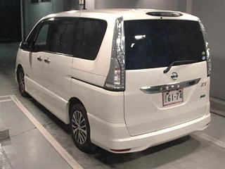 NISSAN SERENA 2015