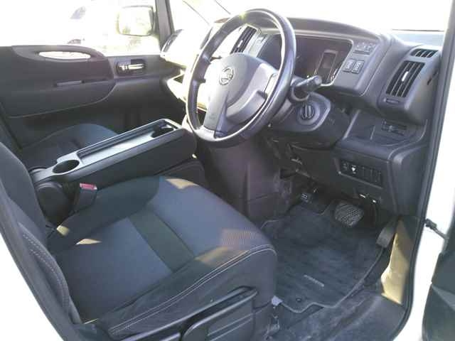 NISSAN SERENA 2009