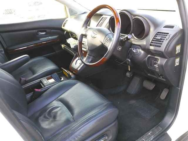 TOYOTA HARRIER 2008
