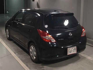 NISSAN TIIDA 2012