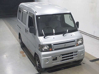 MITSUBISHI MINICAB VAN 2010