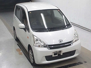 DAIHATSU MOVE 2011