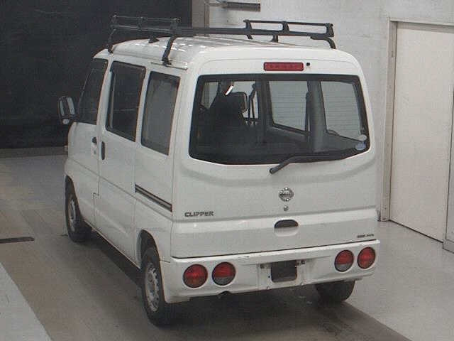 NISSAN CLIPPER VAN 2010