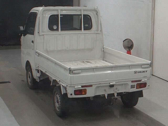 DAIHATSU HIJET TRUCK 2015