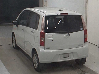DAIHATSU MOVE 2011