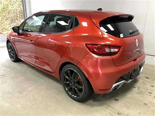 Заказать RENAULT LUTECIA