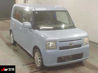 DAIHATSU MOVE CONTE 2011