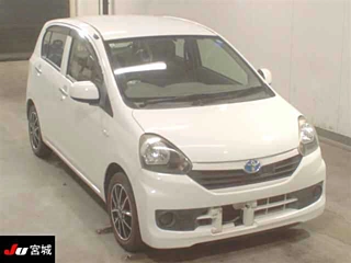 TOYOTA PIXIS EPOCH 2015