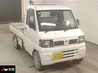 NISSAN CLIPPER TRUCK 2010