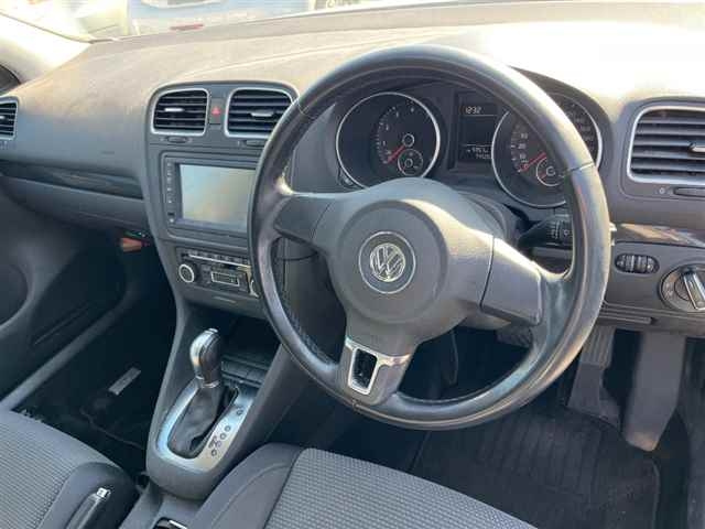 VOLKSWAGEN GOLF 2011