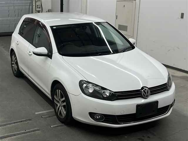 VOLKSWAGEN GOLF 2011