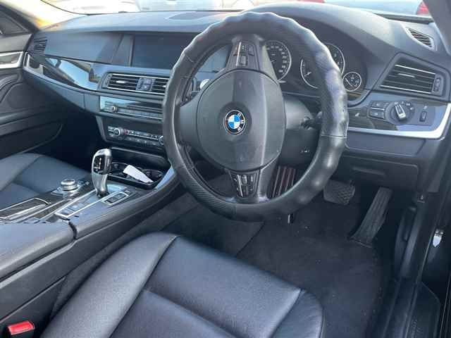 BMW 5 SERIES 2011