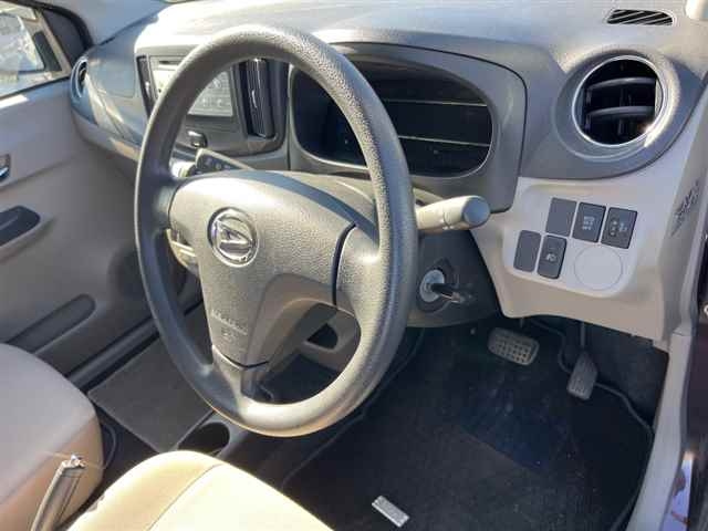 DAIHATSU MIRA E S 2011