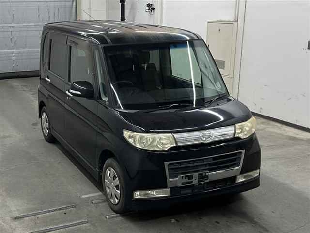 DAIHATSU TANTO 2010