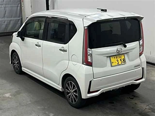 DAIHATSU MOVE 2015