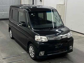 DAIHATSU TANTO 2013