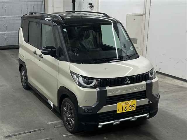 MITSUBISHI DELICA MINI 2025