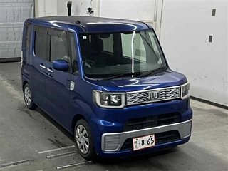 DAIHATSU WAKE 2015