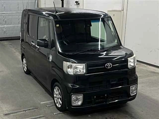 TOYOTA PIXIS MEGA 2017