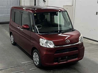 DAIHATSU TANTO 2018