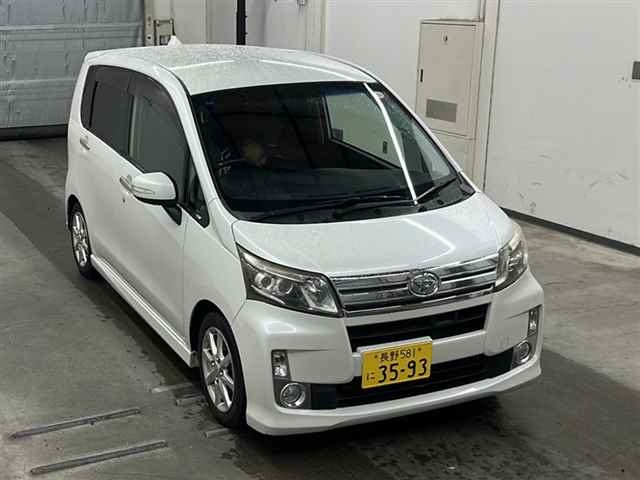 DAIHATSU MOVE 2013