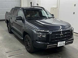 MITSUBISHI TRITON 2025