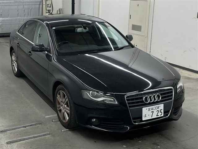 AUDI A4 2011