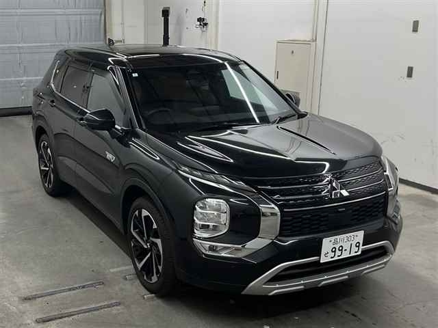 MITSUBISHI OUTLANDER PHEV 2024