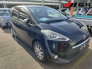 TOYOTA SIENTA 2015