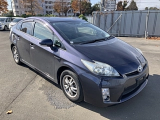 TOYOTA PRIUS 2011
