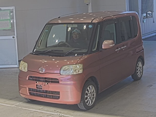 DAIHATSU TANTO 2009