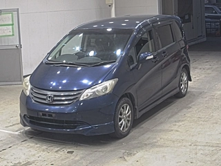 HONDA FREED 2010