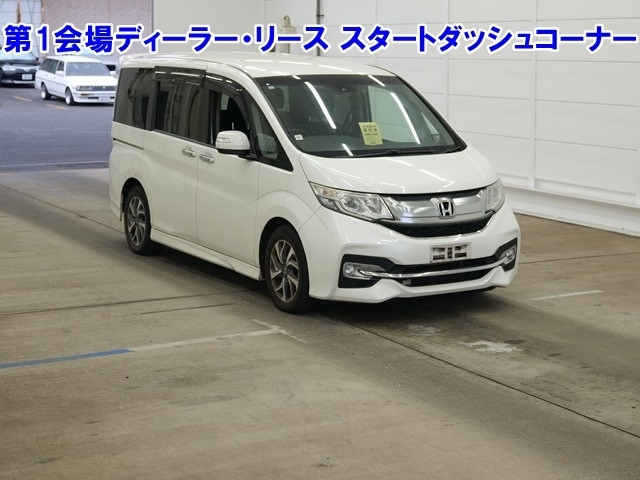 HONDA STEP WAGON 2016