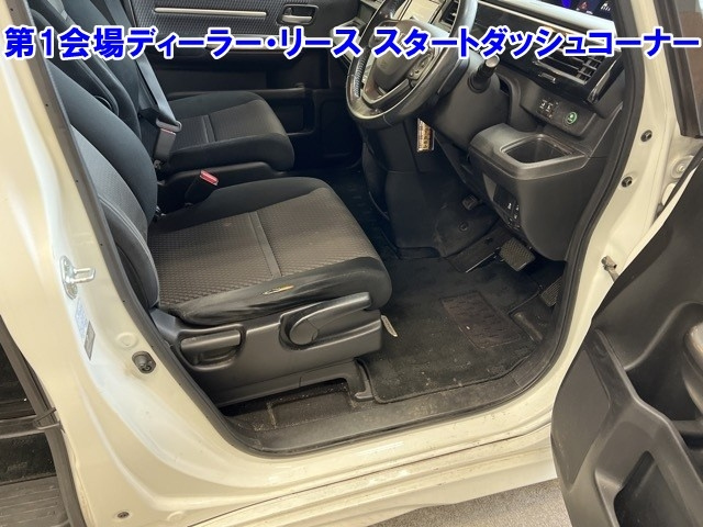 HONDA STEP WAGON 2016