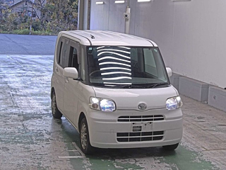 DAIHATSU TANTO 2013