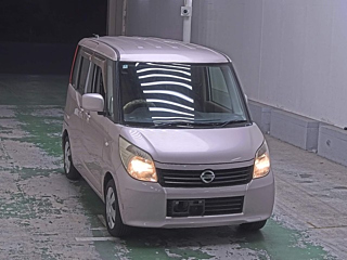 NISSAN ROOX 2010