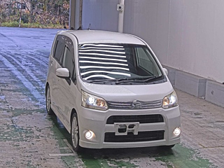 DAIHATSU MOVE 2011