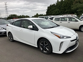 TOYOTA PRIUS 2020