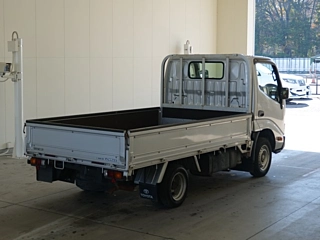 TOYOTA DYNA 2018