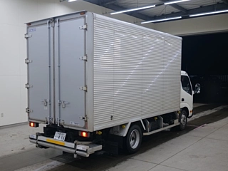 TOYOTA DYNA 2018
