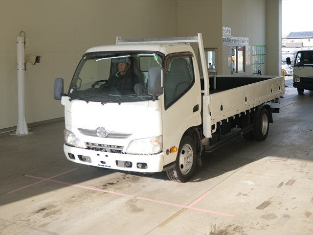 HINO DUTRO 2013