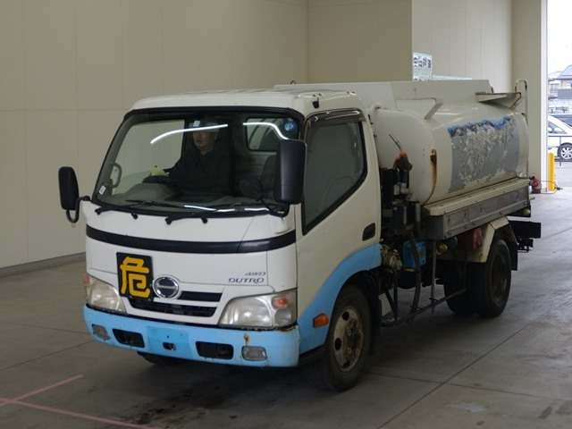 HINO DUTRO 2011