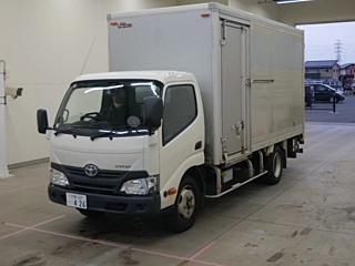 TOYOTA DYNA 2018