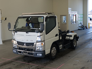 MITSUBISHI CANTER 2019