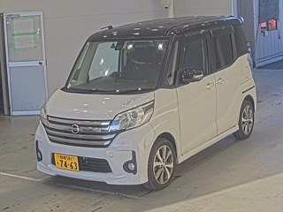 NISSAN DAYZ ROOX 2015