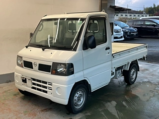 NISSAN CLIPPER TRUCK 2009