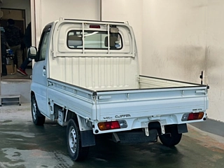 NISSAN CLIPPER TRUCK 2009