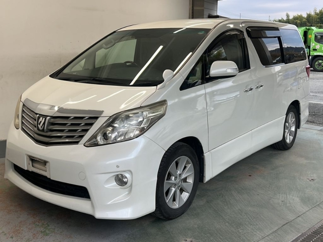 TOYOTA ALPHARD 2010