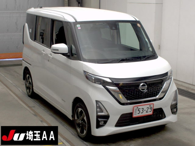 NISSAN ROOX 2022