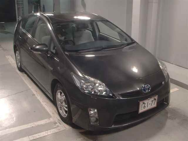 TOYOTA PRIUS 2011